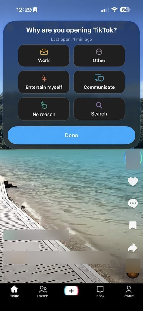 The pourquoi.app question as you open an app, on iPhone